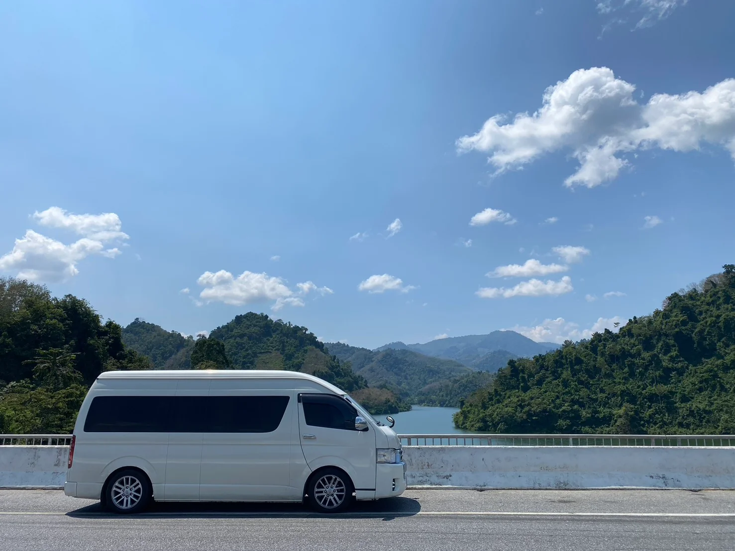 5. Private Car & Van with Driver — ครบจบในที่เดียว